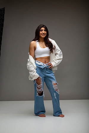 27-Natalie White Shirt Ripped Jeans