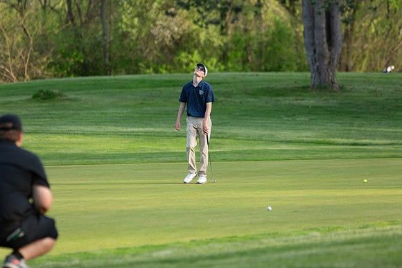 389-Hunter Golf Match