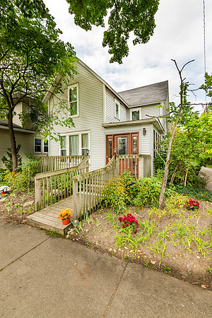666 Strong Ave-216-HDR