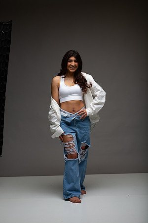 26-Natalie White Shirt Ripped Jeans