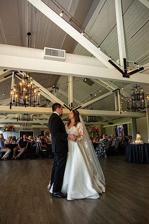 1127-DeMont_Lauren and Joseph Markiewicz