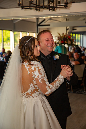 1271-DeMont_Lauren and Joseph Markiewicz