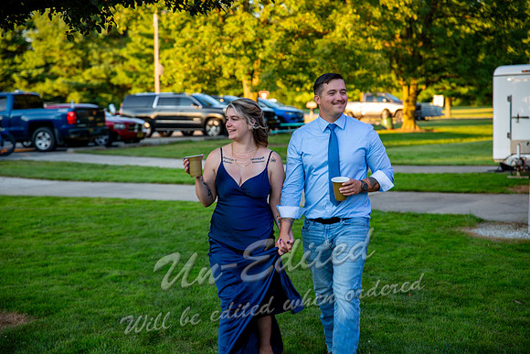 1189-Kyra n Tyler Niespodziany