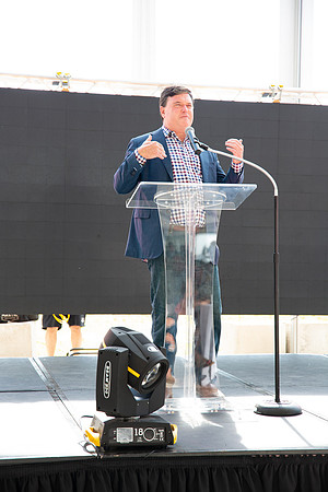 289-Arco Ribbon Cutting