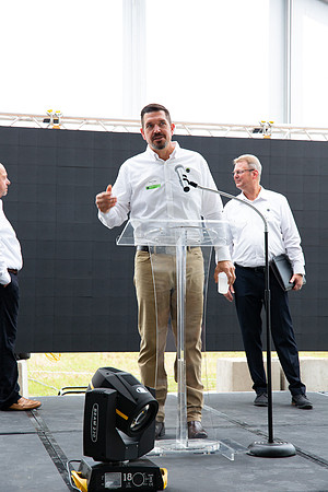 429-Arco Ribbon Cutting