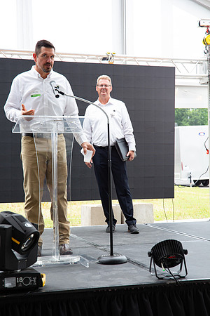 442-Arco Ribbon Cutting