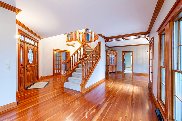 1-21446 Edgefield Ct