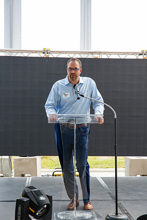 327-Arco Ribbon Cutting