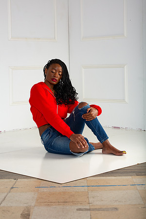 271-Suzy Free
