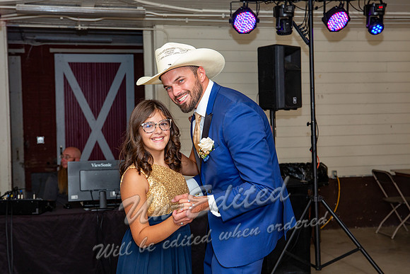 738-Kyra n Tyler Niespodziany