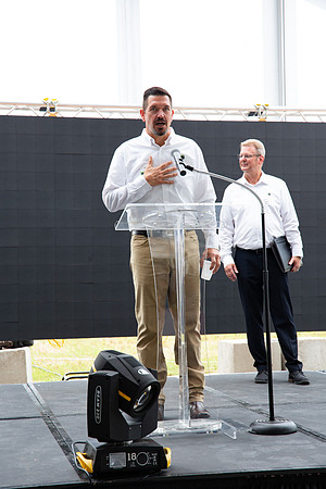 448-Arco Ribbon Cutting