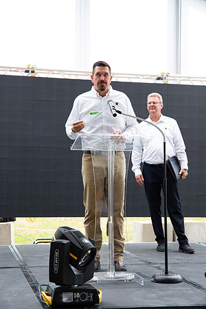 428-Arco Ribbon Cutting
