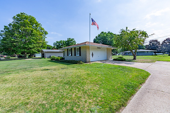 136-60234 Robinhood-HDR