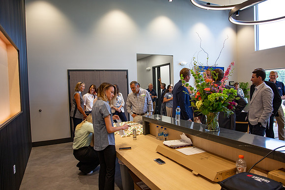 20-Arco Ribbon Cutting