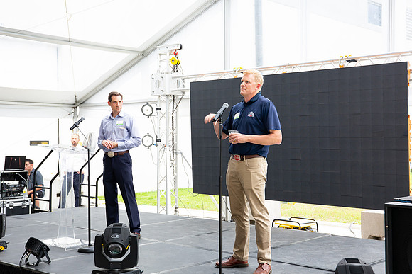 408-Arco Ribbon Cutting