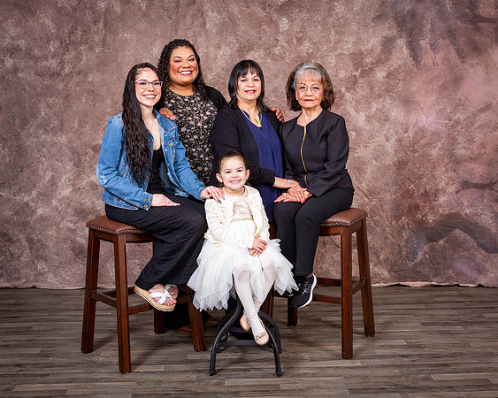 54-Precilla Family
