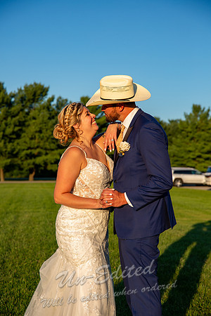 1174-Kyra n Tyler Niespodziany