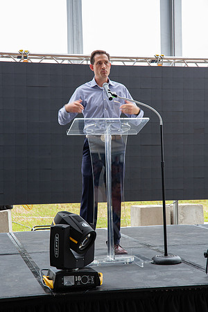 374-Arco Ribbon Cutting