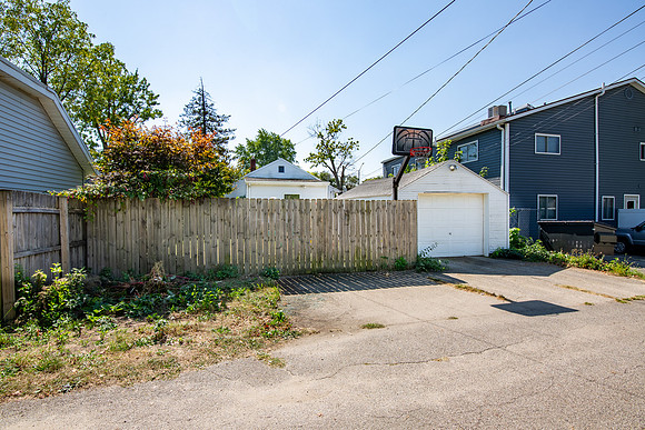 166-1610 Milburn-HDR