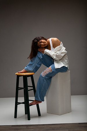103-Natalie White Shirt Ripped Jeans