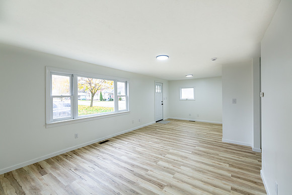 41-706 N Main-Nappanee-HDR
