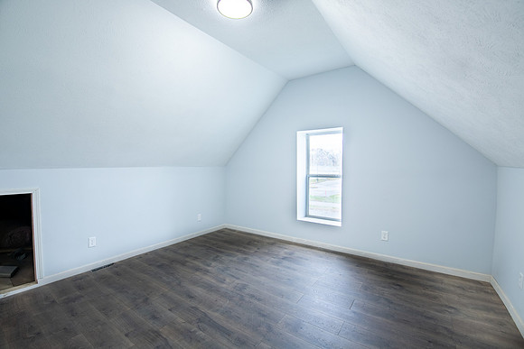 111-412 Goshen Ave-HDR
