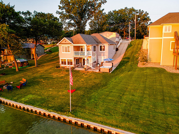 440-50567 East Indiana Lake-Bristol-HDR