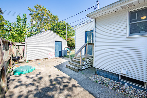 126-1610 Milburn-HDR