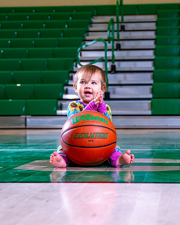 211-NHS Winter 2024 Basketball Girls
