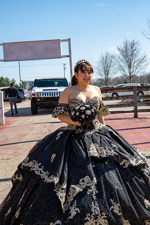 239-Ianna Hernandez