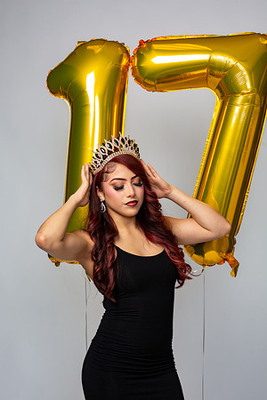 58-Kim 17 B-Day