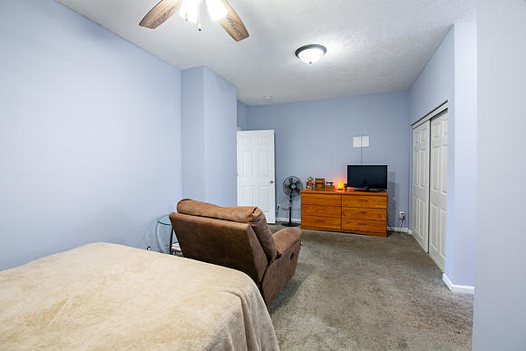 544-930 E 4th-HDR