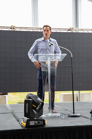 372-Arco Ribbon Cutting
