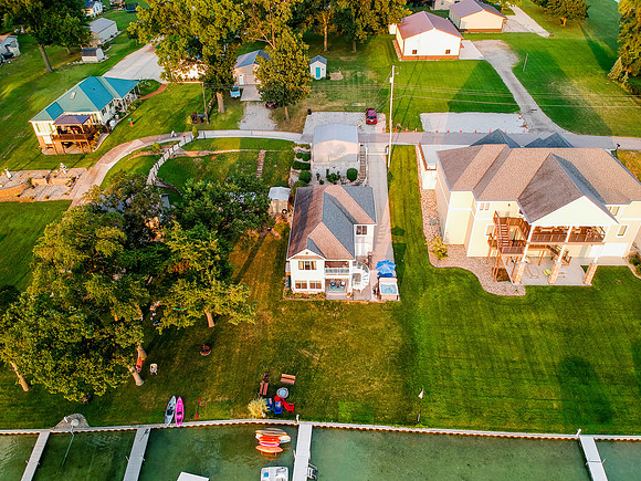 398-50567 East Indiana Lake-Bristol-HDR
