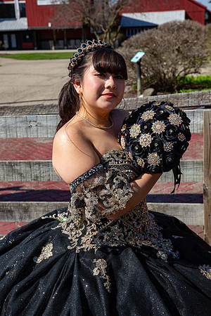 225-Ianna Hernandez