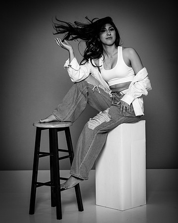116-Natalie White Shirt Ripped Jeans