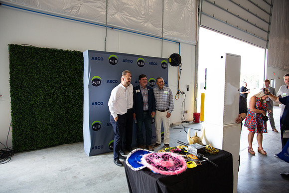 153-Arco Ribbon Cutting