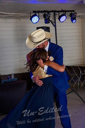 747-Kyra n Tyler Niespodziany
