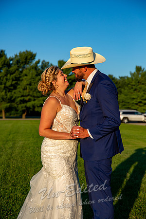 1176-Kyra n Tyler Niespodziany