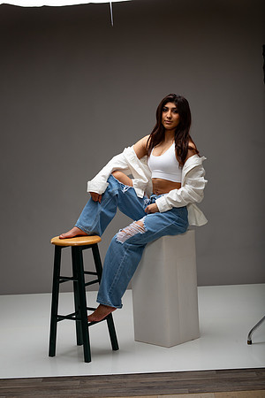 98-Natalie White Shirt Ripped Jeans