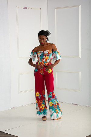 301-Suzy Free