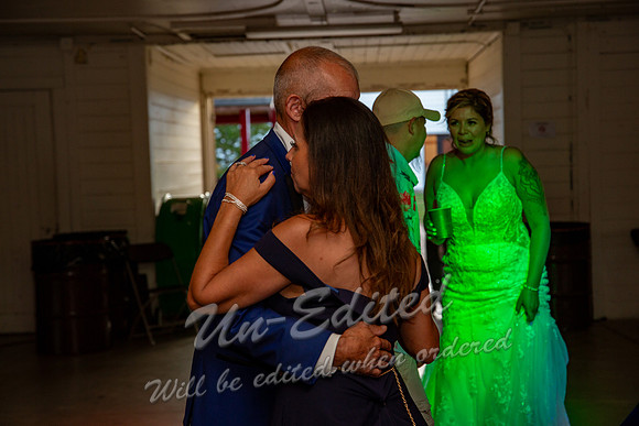 1212-Kyra n Tyler Niespodziany