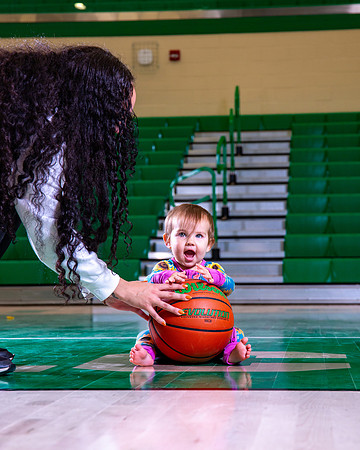 210-NHS Winter 2024 Basketball Girls