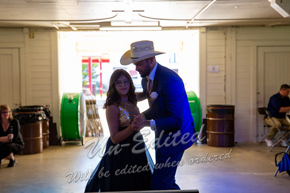 742-Kyra n Tyler Niespodziany
