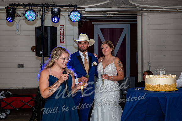 835-Kyra n Tyler Niespodziany