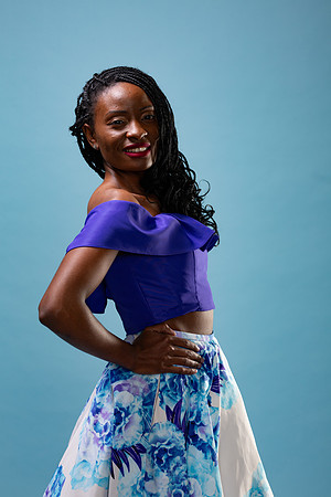 389-Suzy Free