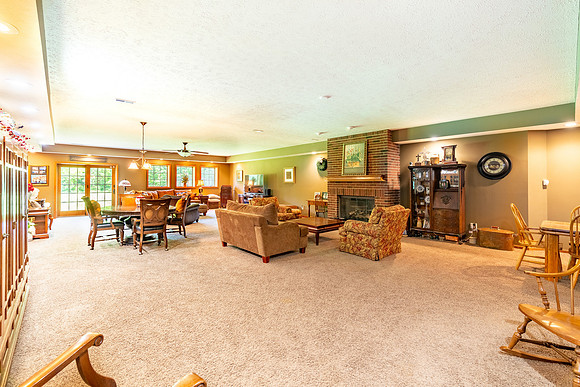 251-136 Tulip Circle-HDR