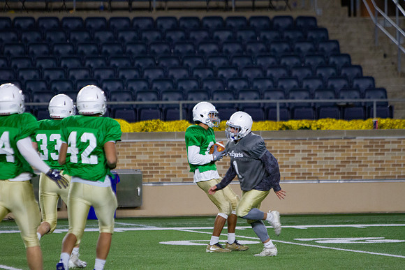 407-ND InterHall Football 2021