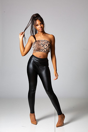 221-Nicole Larkin_