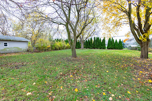 111-706 N Main-Nappanee-HDR